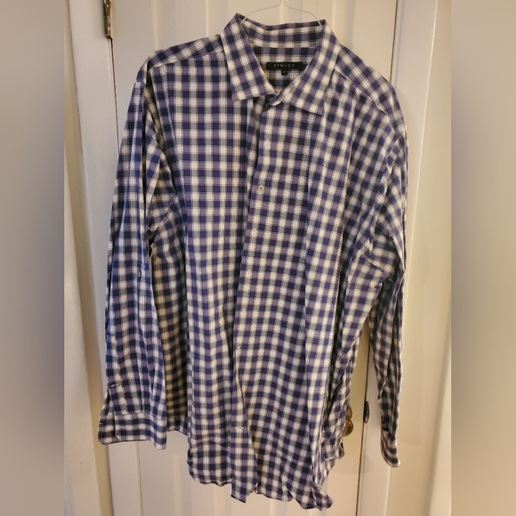 BIG & TALL Men's Dress Shirt - Picture 1 of 3